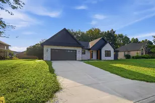 1980 Appian Way, Springfield, OH 45503 - Photo 2