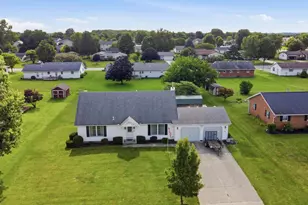 373 New Haven Dr, Urbana, OH 43078 - Photo 2