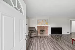 1815 Fieldstone Dr, Dayton, OH 45414 - Photo 6