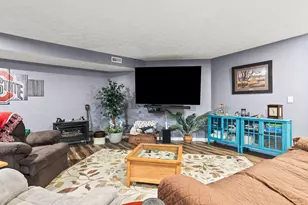 2490 Meadowpoint Dr, Troy, OH 45373 - Photo 44
