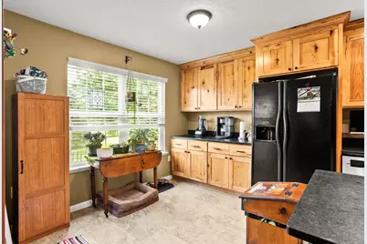 2490 Meadowpoint Drive, Troy, OH 45373 - Photo 24