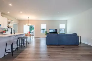 1047 Brooke Ln, Xenia, OH 45385 - Photo 8