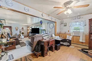 618 E 4th St, Spencerville, OH 45887 - Photo 8