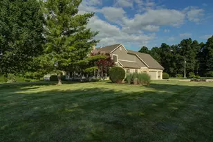 6372 Hartzell Rd, Greenville, OH 45331 - Photo 14