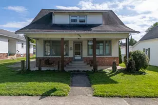 404 E Auburn Ave, Bellefontaine, OH 43311 - Photo 2