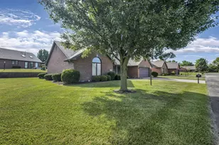 23 Bon Air Dr, Urbana, OH 43078 - Photo 4