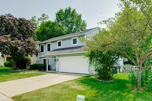 10175 Forestedge Ln, Miamisburg, OH 45342 - Photo 2
