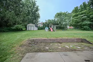 668 Suncrest Dr, Springfield, OH 45503 - Photo 36