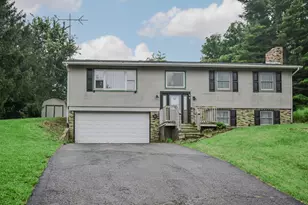 668 Suncrest Dr, Springfield, OH 45503 - Photo 2