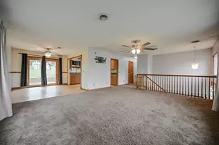 668 Suncrest Dr, Springfield, OH 45503 - Photo 8