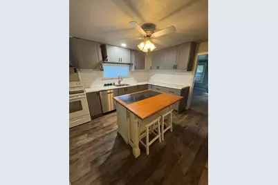 218 Defiance Street, Saint Marys, OH 45885 - Photo 6