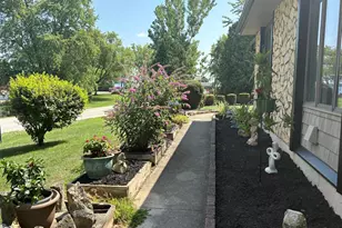 119 Schelich Dr, Celina, OH 45822 - Photo 4
