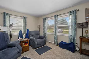 5295 David Dr, Tipp City, OH 45371 - Photo 10