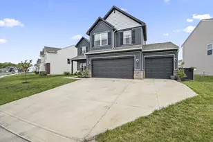 3011 Falls Rd, Clayton, OH 45315 - Photo 4
