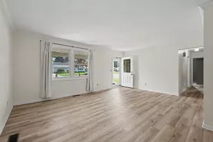 1349 Cornish Rd, Troy, OH 45373 - Photo 8