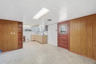 140 W Keller St, Bradford, OH 45308 - Photo 8