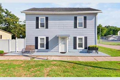 102 E Main Street, Port Jefferson, OH 45360 - Photo 2