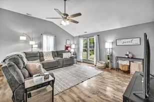 909 McDowell St, Xenia, OH 45385 - Photo 6