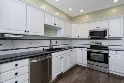 7847 Kings Ridge Circle, Fairborn, OH 45324 - Photo 22