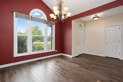 7847 Kings Ridge Circle, Fairborn, OH 45324 - Photo 14