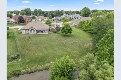 7847 Kings Ridge Circle, Fairborn, OH 45324 - Photo 6