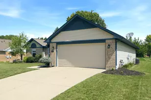 904 Sunset Dr, Englewood, OH 45322 - Photo 2
