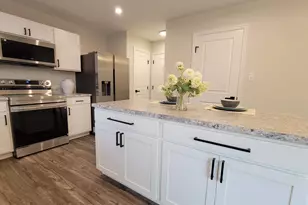 204 Golden Gate Ave, Springfield, OH 45505 - Photo 14