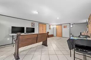 405 E Pike St, Jackson Center, OH 45334 - Photo 56