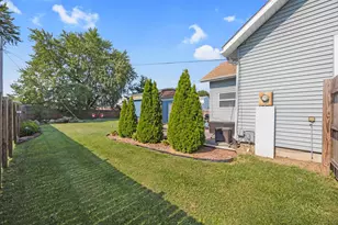 405 E Pike St, Jackson Center, OH 45334 - Photo 14
