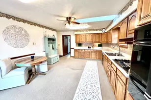 20 W Walnut St, Phillipsburg, OH 45354 - Photo 10