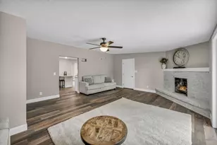1434 Grimes Cir, Urbana, OH 43078 - Photo 6