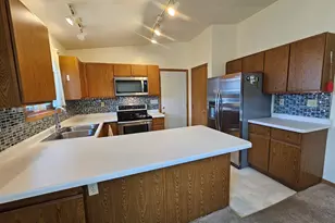 1410 Carrol St, Sidney, OH 45365 - Photo 4