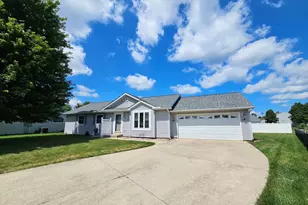 1410 Carrol St, Sidney, OH 45365 - Photo 2