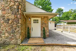 9885 Blackhawk Dr, Huntsville, OH 43324 - Photo 6