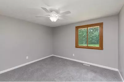 4900 Seville Drive, Englewood, OH 45322 - Photo 14