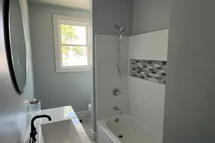 406 E Mechanic St, Wapakoneta, OH 45895 - Photo 8