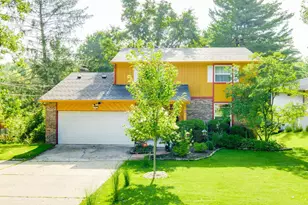 1613 Miles Rd, Cincinnati, OH 45231 - Photo 1