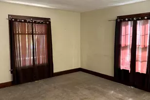 229 E Patterson Ave, Bellefontaine, OH 43311 - Photo 4