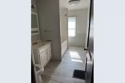 229 E Patterson Avenue, Bellefontaine, OH 43311 - Photo 14