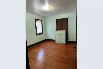 229 E Patterson Avenue, Bellefontaine, OH 43311 - Photo 10