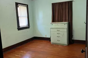 229 E Patterson Ave, Bellefontaine, OH 43311 - Photo 10
