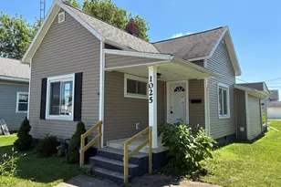 1025 Hendricks Ave, Saint Marys, OH 45885 - Photo 2
