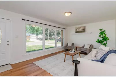135 Shaftsbury Road, Troy, OH 45373 - Photo 2