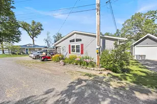 7711 Edgewater Ave, Huntsville, OH 43324 - Photo 12