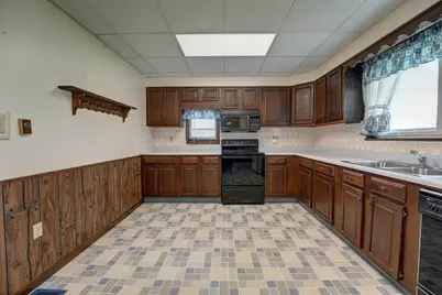 8150 Snake Road, Dayton, OH 45426 - Photo 22