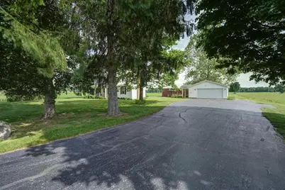 8150 Snake Road, Dayton, OH 45426 - Photo 2