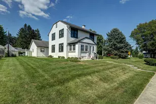 126 Oakwood St, Greenville, OH 45331 - Photo 2