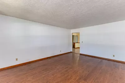 801 N Dorset Road, Troy, OH 45373 - Photo 12