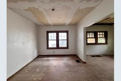 230 E Fairview Avenue, Dayton, OH 45405 - Photo 6