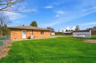 6020 Studebaker Rd, Tipp City, OH 45371 - Photo 4